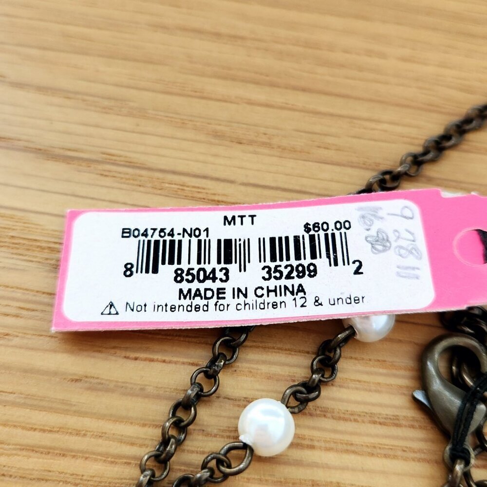 NWT Betsey Johnson Dolphin & Daisy Charms Nautical Long Chain Necklace - Picture 5 of 5